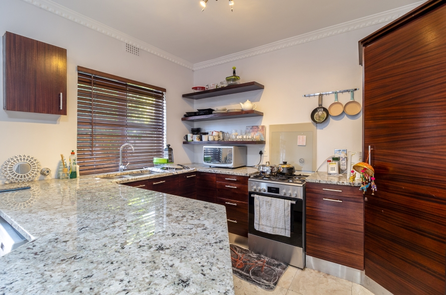 To Let 3 Bedroom Property for Rent in Kenilworth Western Cape